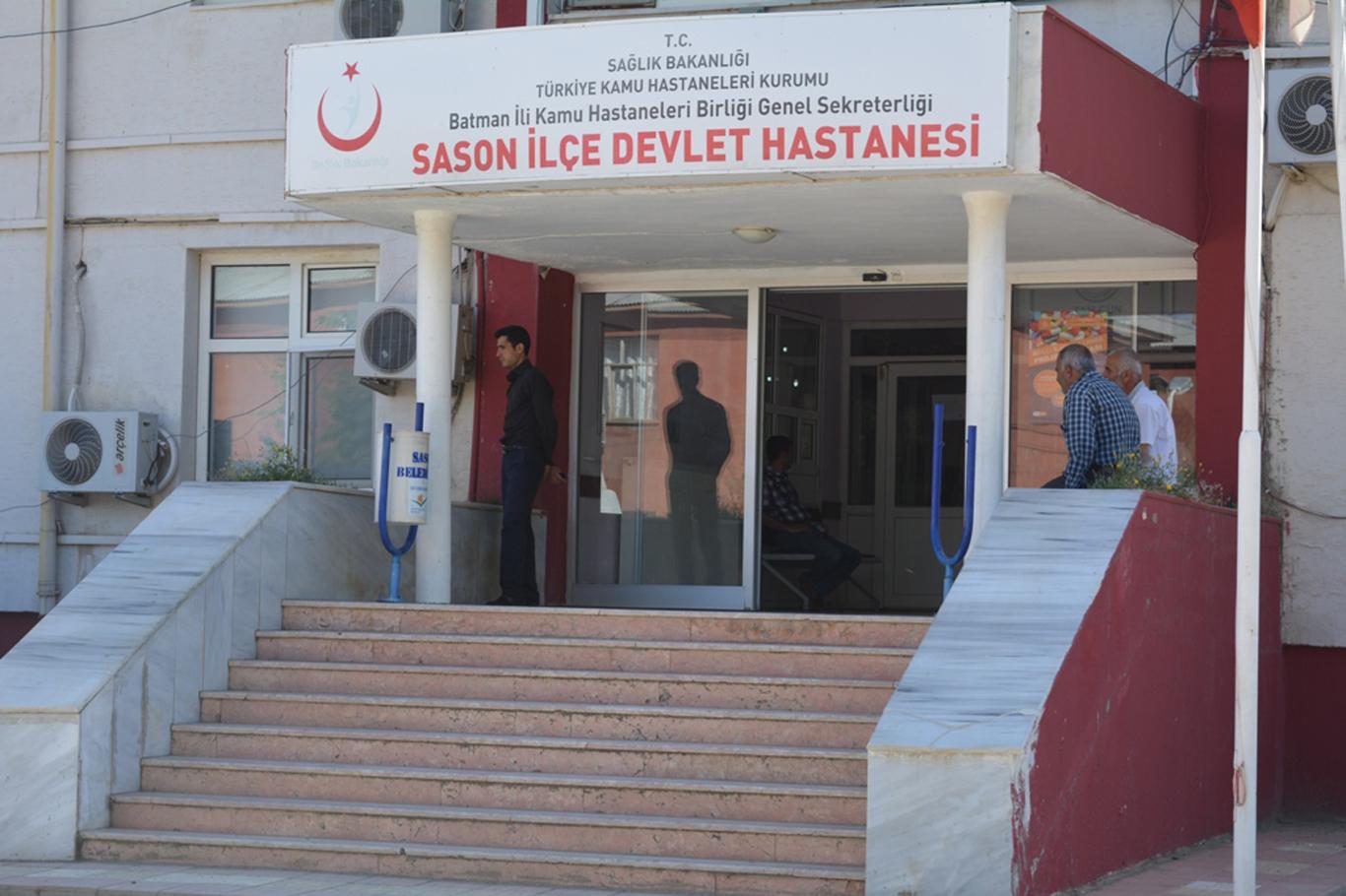 Doktor olmayınca ambulansta doğum yaptı